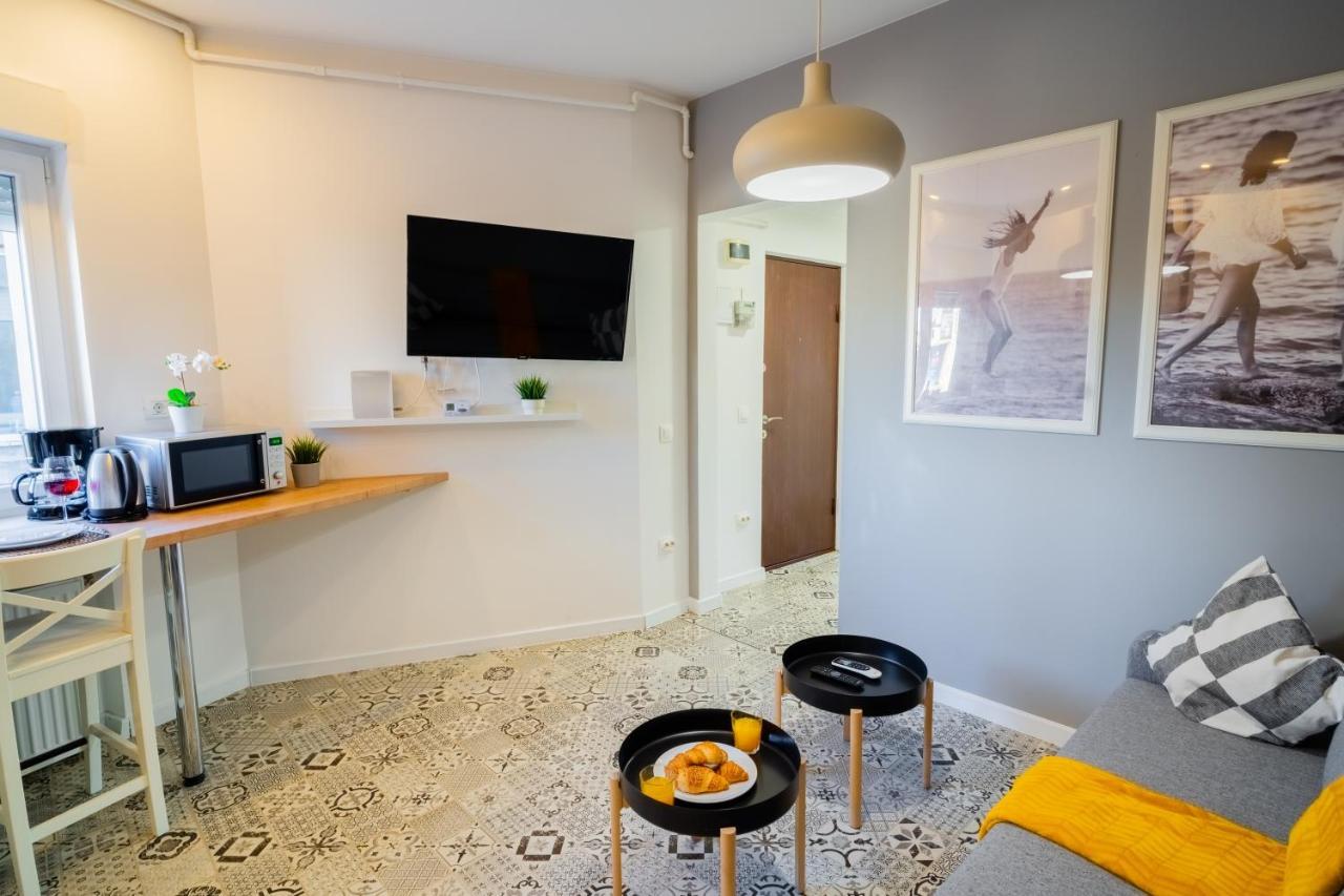One Bedroom Flat In Bucharest'S Historic District Exteriér fotografie
