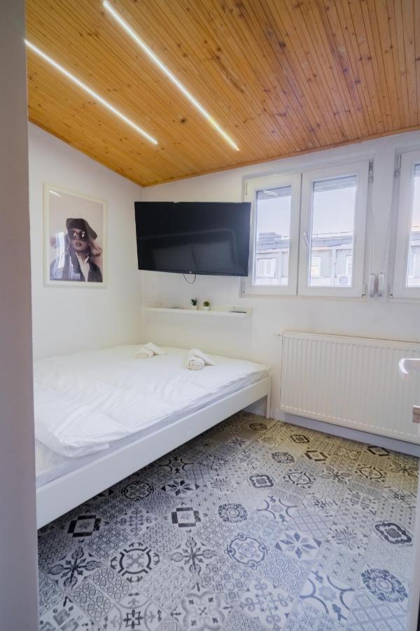 One Bedroom Flat In Bucharest'S Historic District Exteriér fotografie