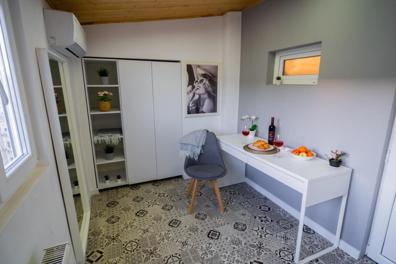 One Bedroom Flat In Bucharest'S Historic District Exteriér fotografie
